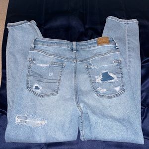 American Eagle mom jeans